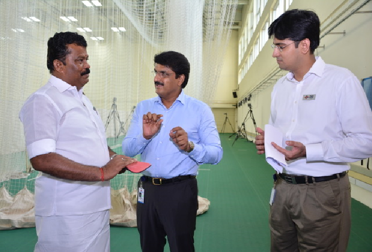 Hon'ble Minister taking a tour of the facility at CSS